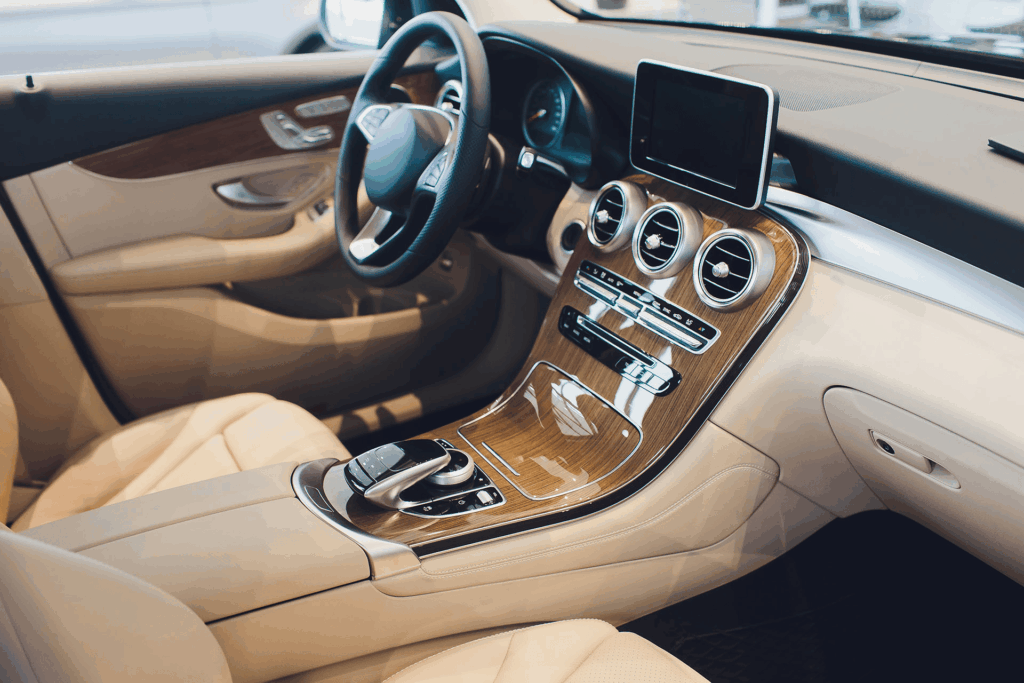 FH Autotech - detailing tableau de bord