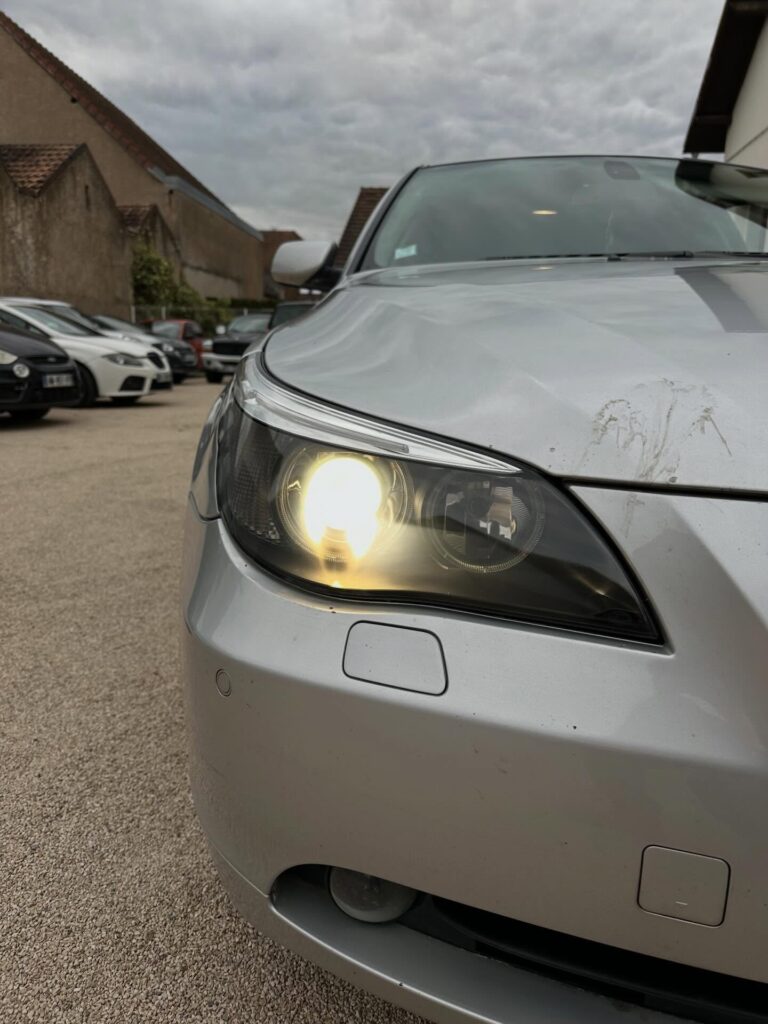 bmw grise phare